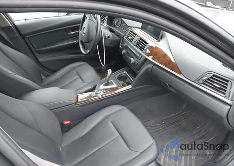 2013 BMW 320I xDrive z USA, uszkodzony, nr VIN WBA3C3C50DF982769